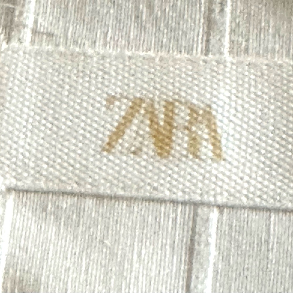 NEW, ZARA Large Cotton Fabric Ivory Shopper Shoulder TOTE Beige Bag w/Gold Logo - Picture 2 of 9